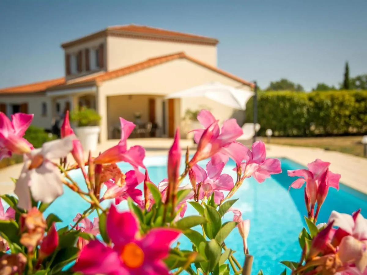 Holiday home Les Graves Villa Saint-Pierre-Lafeuille